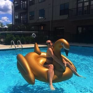 Meet your Posher, Julia